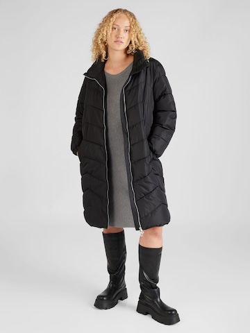 Vero Moda Curve Winter Coat in Black