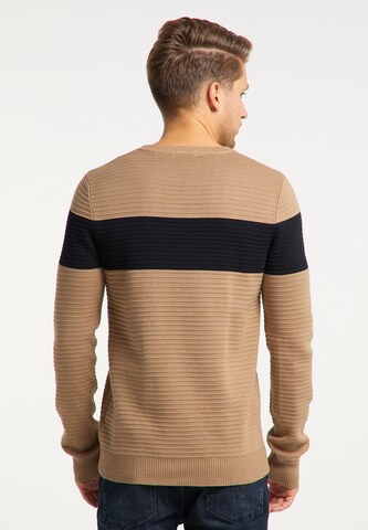 MO Pullover in Beige