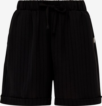 QS Regular Pants in Black: front