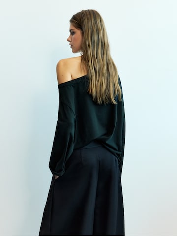 Pull&Bear Shirt in Schwarz