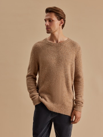 DAN FOX APPAREL Trui 'Jonte' in Beige: voorkant