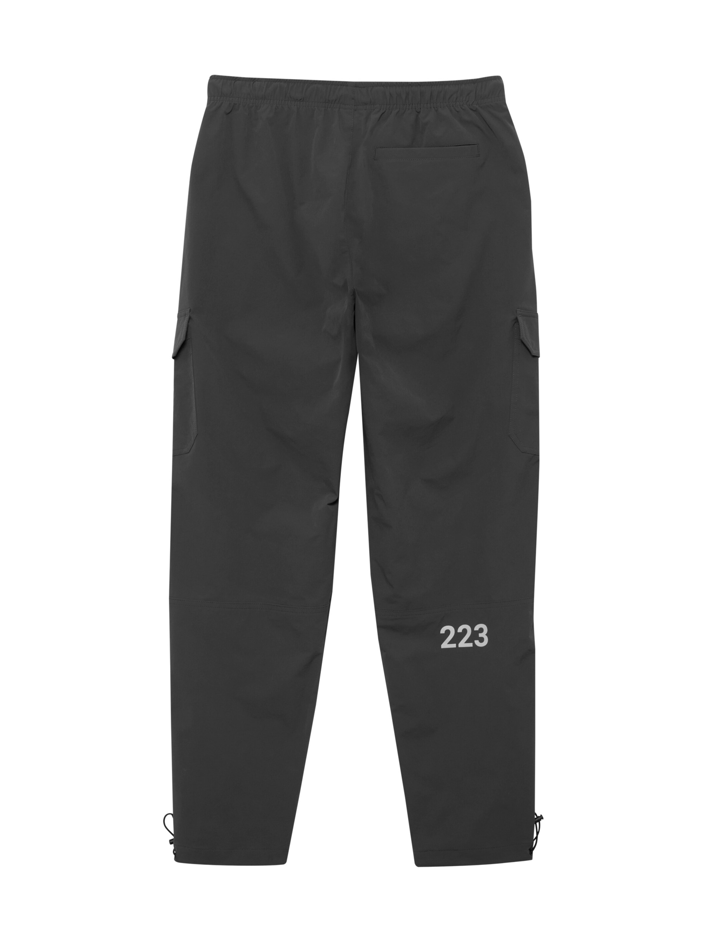 HALO Regular Pants in Grey