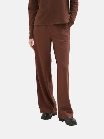TOM TAILOR DENIM Wide leg Pleat-Front Pants in Brown: front