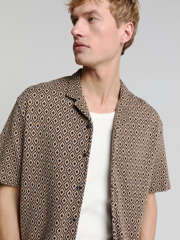 No Excess Regular Fit Hemd in Braun