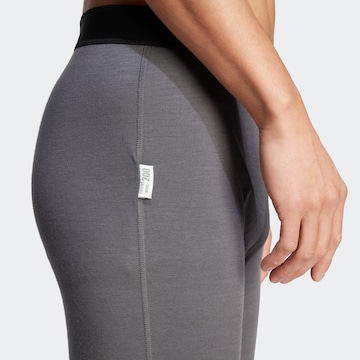 ADIDAS TERREX Slimfit Sporthose in Grau