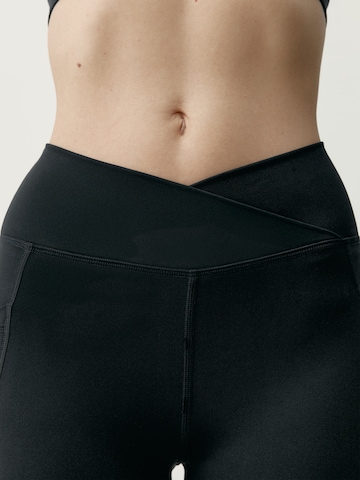 Born Skinny Workout Pants 'Eider' in Black