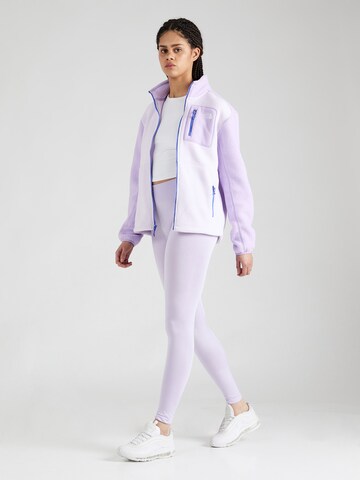 ONLY PLAY Slimfit Spodnie sportowe 'SALLI' w kolorze fioletowy