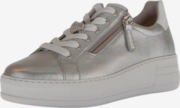 Baskets basses GABOR en argent : devant