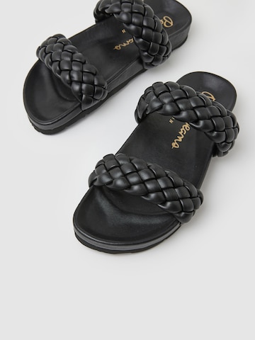 Pepe Jeans Sandale in Schwarz