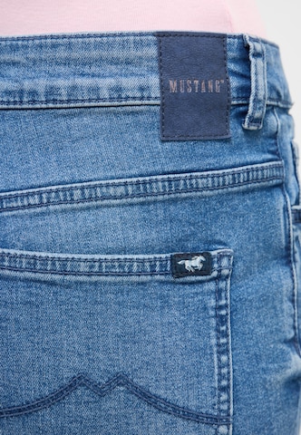 MUSTANG Regular Jeans 'Bermuda ' in Blue