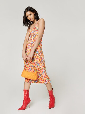 florence by mills exclusive for ABOUT YOU - Vestido de verano 'Spring Clean ' en Mezcla de colores