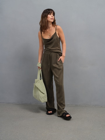 A LOT LESS - Shopper 'Fray' en verde