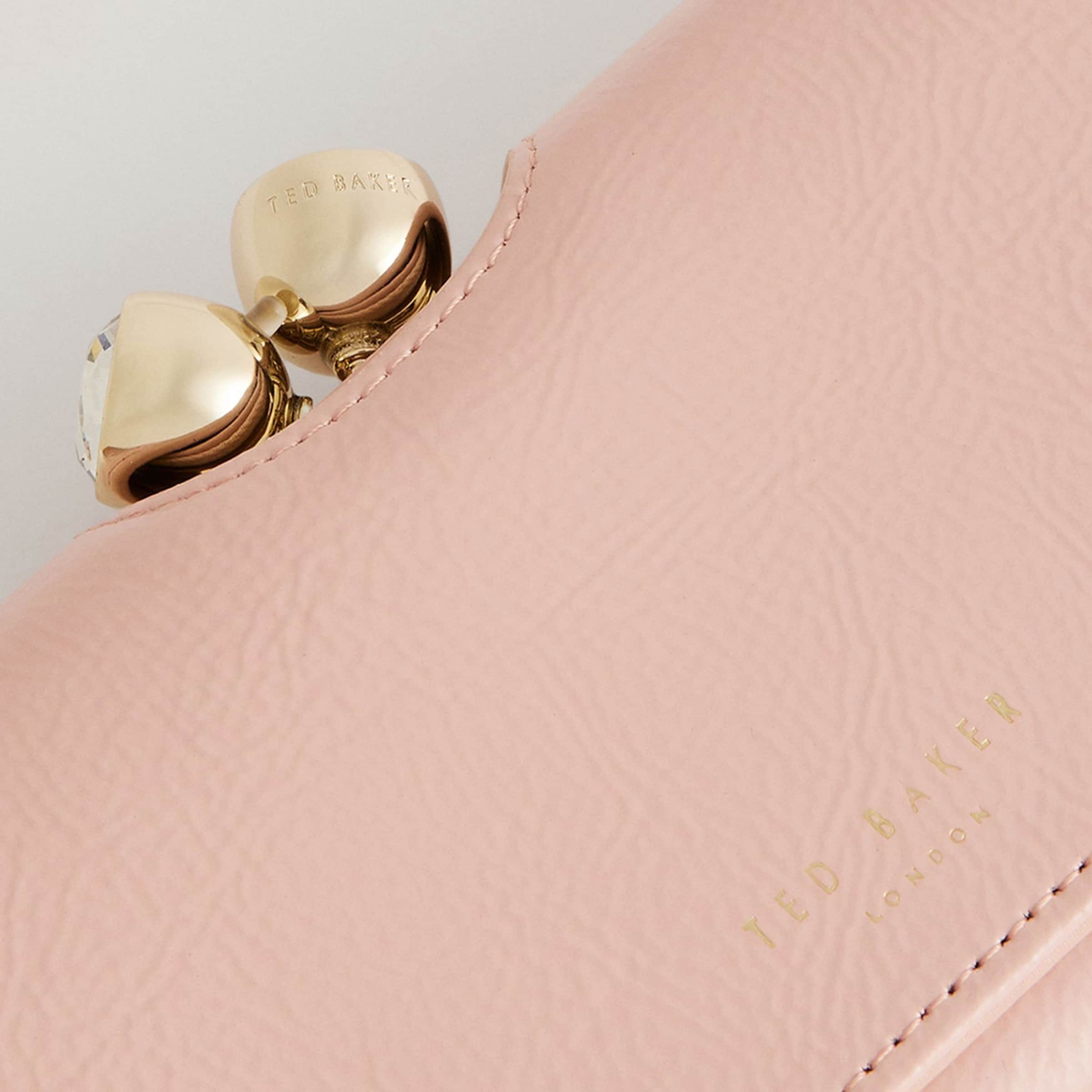 Ted Baker Wallet Rosyela in Dusky Pink ABOUT YOU