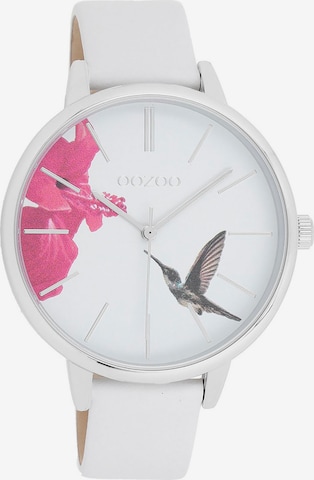 OOZOO Analog Watch in White: front