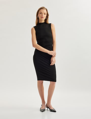 Koton Kleid in Schwarz
