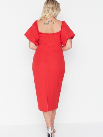 Robe Trendyol Curve en rouge