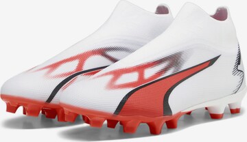 Chaussure de foot 'Ultra Match+' PUMA en blanc