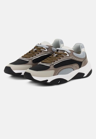Baskets basses Boggi Milano en marron : devant