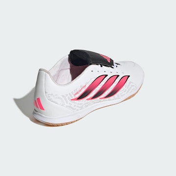 Chaussure de foot 'Predator Club' ADIDAS PERFORMANCE en blanc