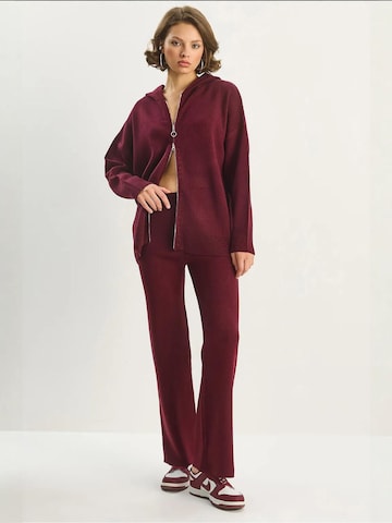 Bianco Lucci Pantsuit in Red: front