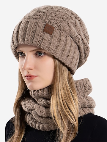 Magicshe Hat 'Gefüttertes Beanie und Schal-Set' in Brown: front