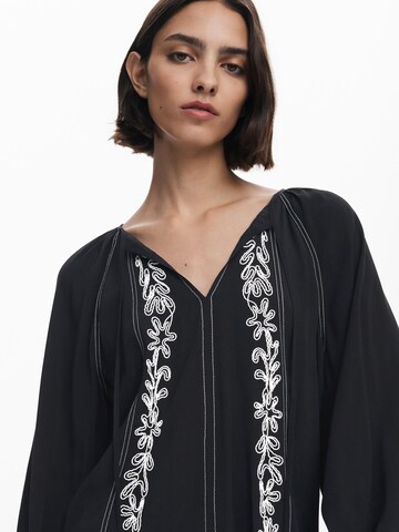Chemisier Desigual en noir