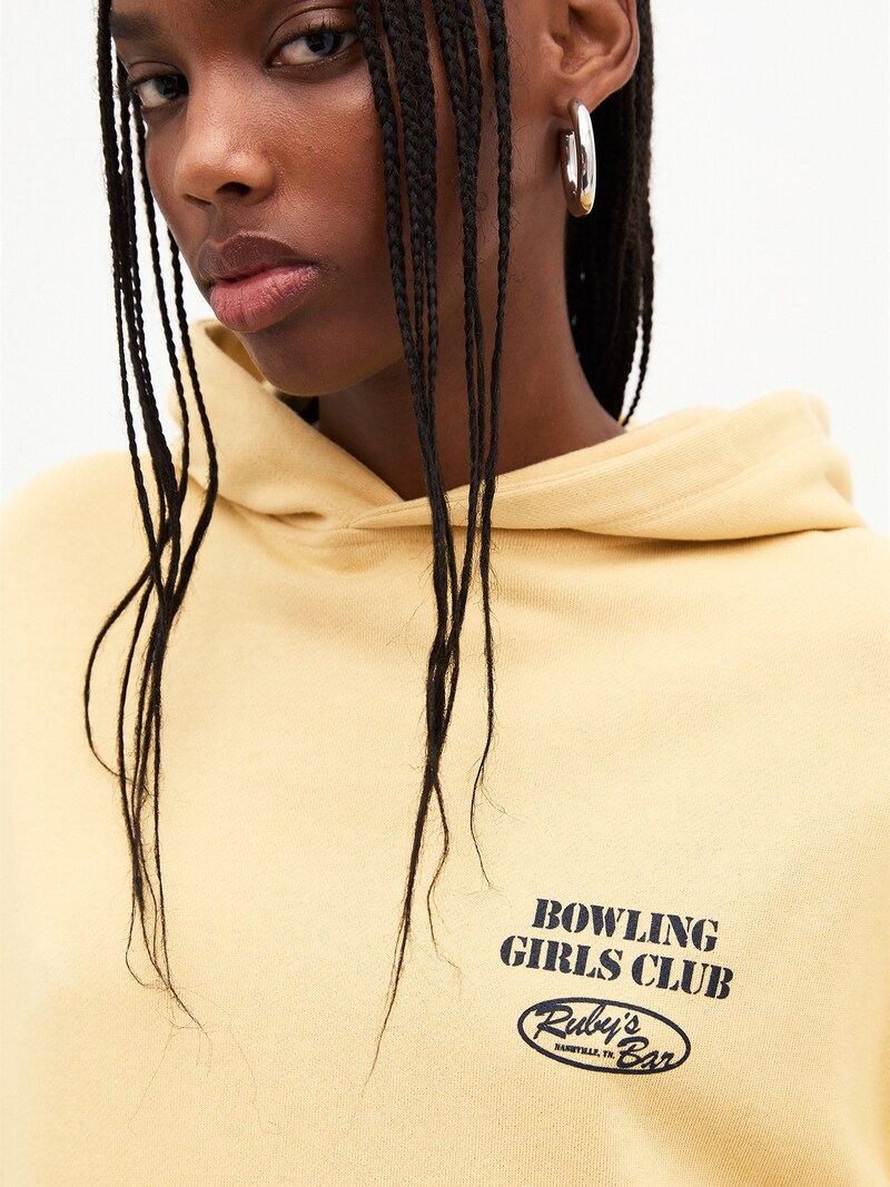 Pull&Bear Sweatshirt in Lichtgeel ABOUT YOU