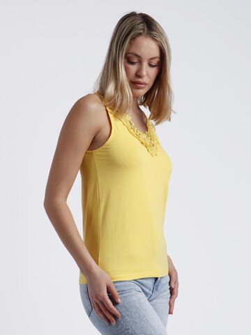 admas - Top 'ADMAS Camiseta Sin Mangas Escote Guipur para Mujer' en amarillo