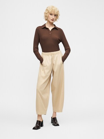 VERO MODA Barrel Housut 'VMDAHLIA' värissä beige