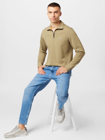BOSS Sweatshirt 'Zetrust' in Grün