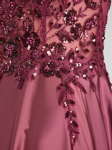 Laona Evening dress in Purple