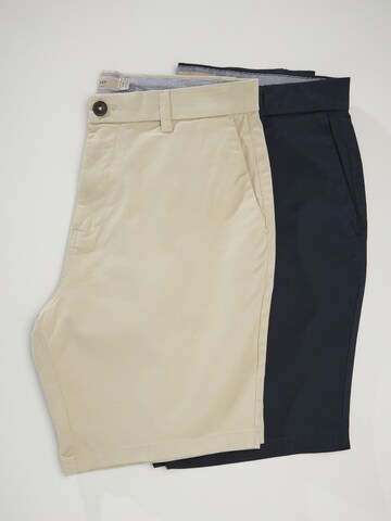 regular Pantaloni chino di Next in blu