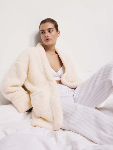 Marks & Spencer Badjas kort in Beige