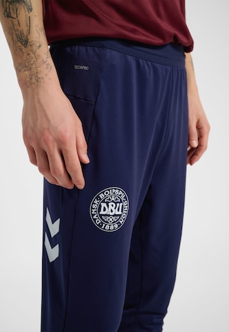 Hummel Slim fit Sports trousers in Blue