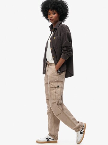 Superdry Loosefit Cargobroek in Beige