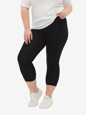 Skinny Leggings de la Zizzi pe negru: față