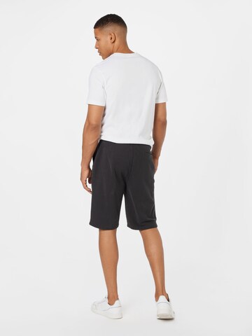 Regular Pantaloni de la American Eagle pe negru