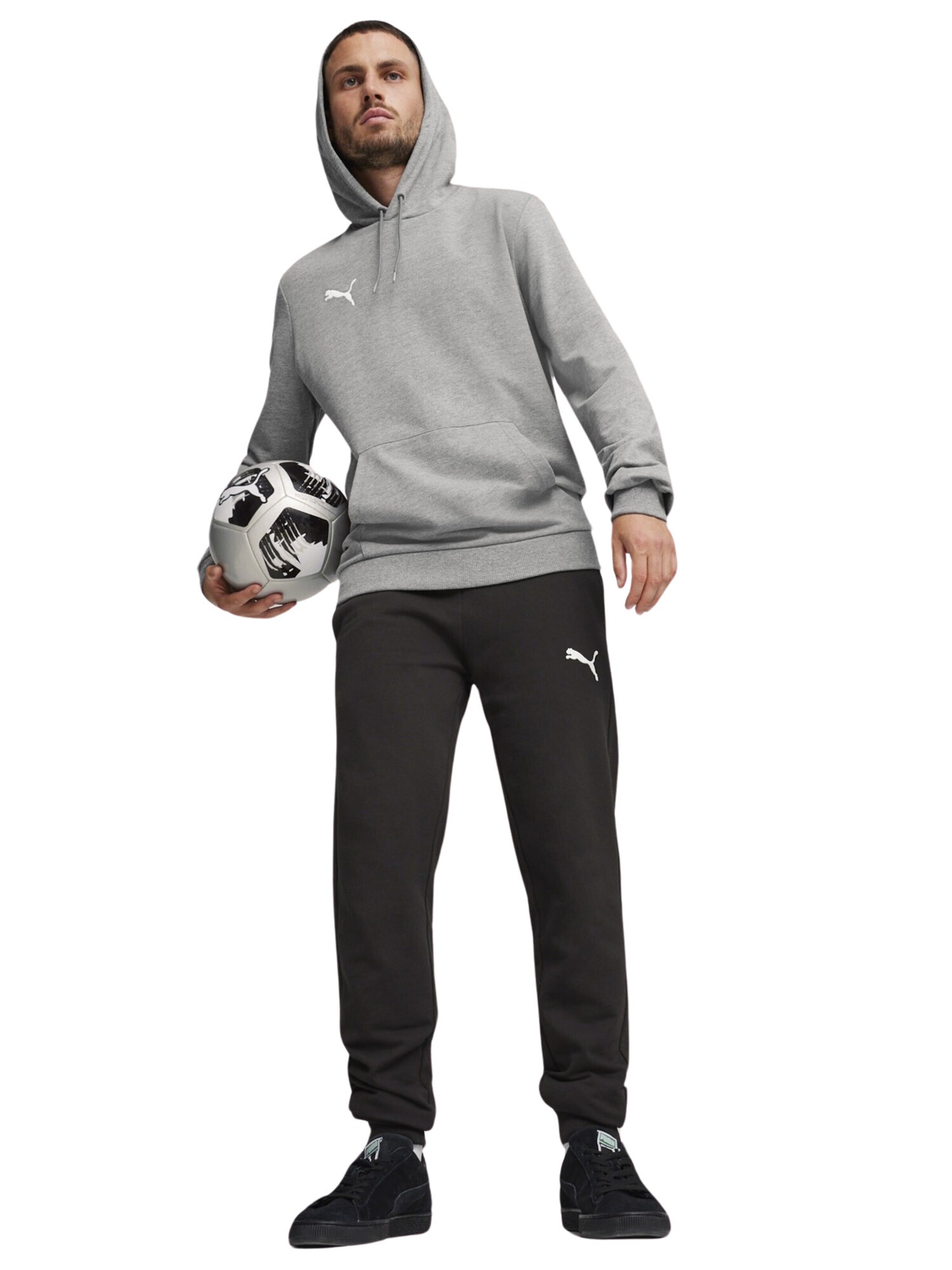 Effilé Pantalon de sport 'TeamGoal' PUMA en noir