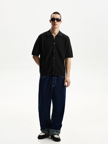Bershka Regular fit Skjorta i svart