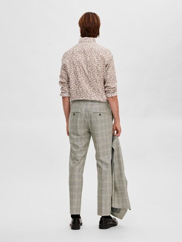 Regular Pantalon à plis SELECTED HOMME en gris