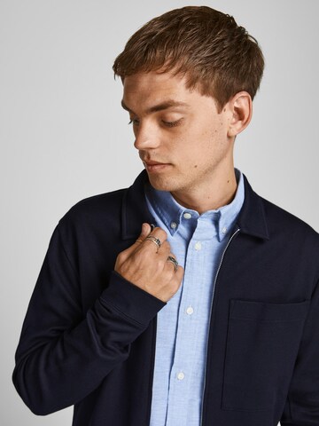 JACK & JONES Neuletakki 'Blategan' värissä sininen