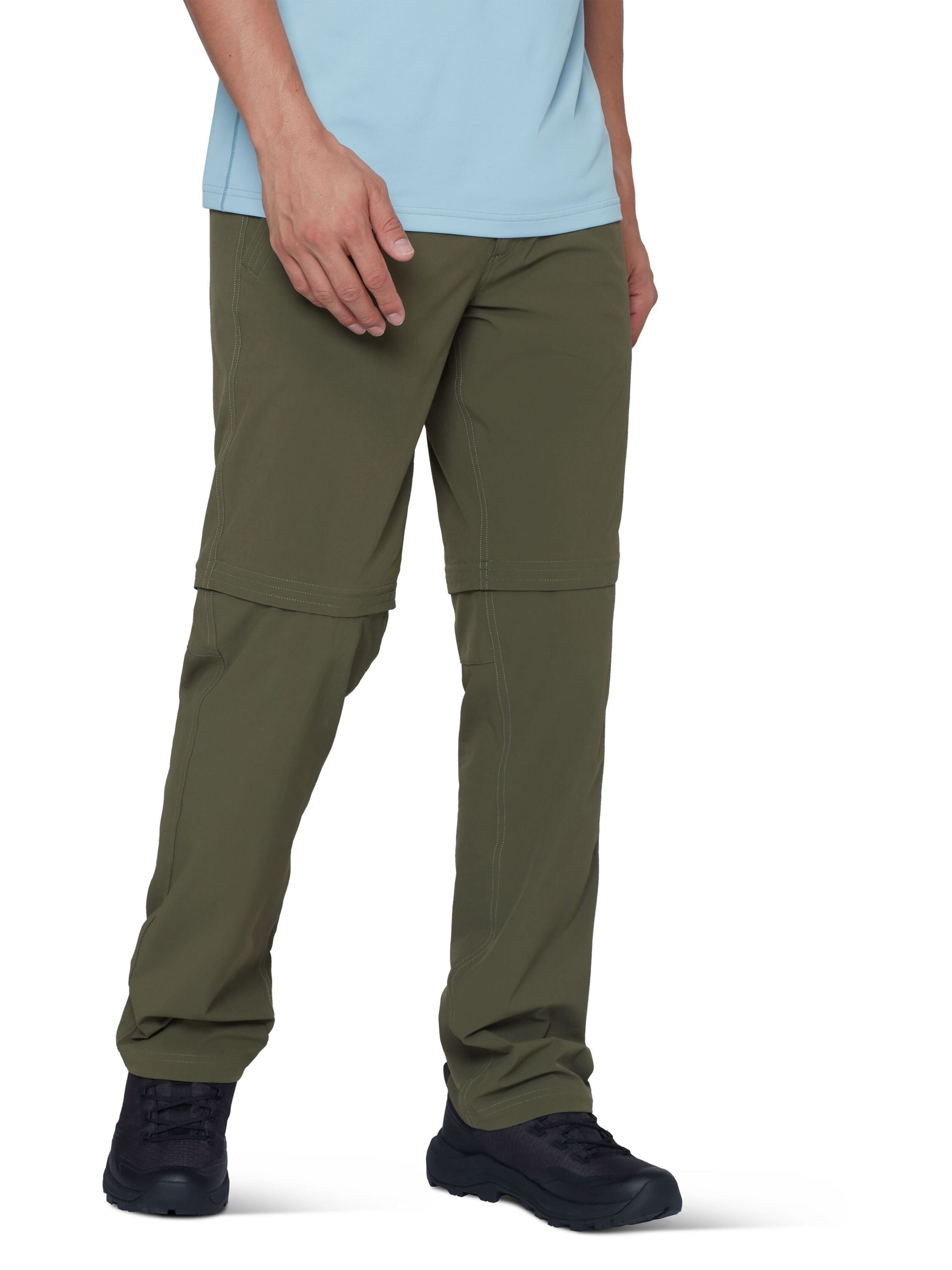 MAMMUT Regular Outdoor Pants in Green: front