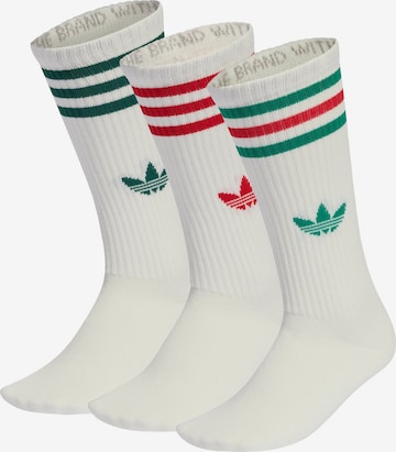 Chaussettes ADIDAS ORIGINALS en blanc : devant