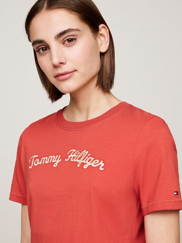 TOMMY HILFIGER T-Shirt in Rot