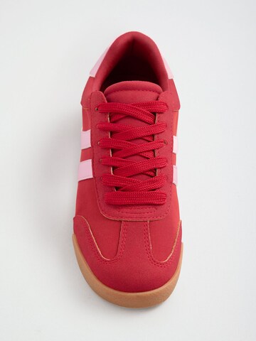 Sneaker bassa di Friends Like These in rosso