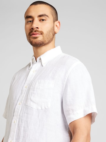 Banana Republic Regular fit Button Up Shirt in White