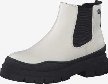 s.Oliver Chelsea Boots in White: front