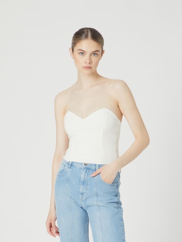 RÆRE by Lorena Rae Top 'Hava' in White: front