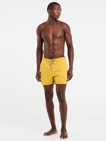 PROTEST Badeshorts 'PRTYESSINE' in Gelb