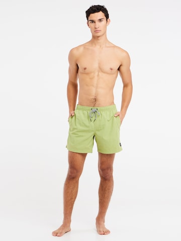 Shorts de bain 'Faster' PROTEST en vert